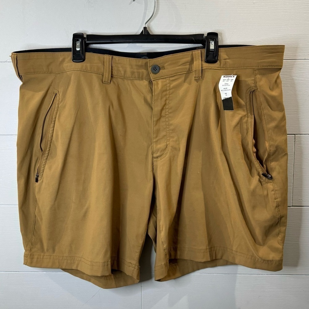 Eddie Bauer | NWT Men’s Khaki Shorts Size 42